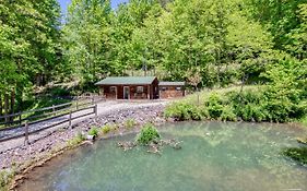 Cabin In The Gap